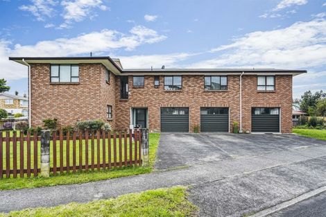 Photo of property in 2 Vista Terrace, Hillcrest, Hamilton, 3216