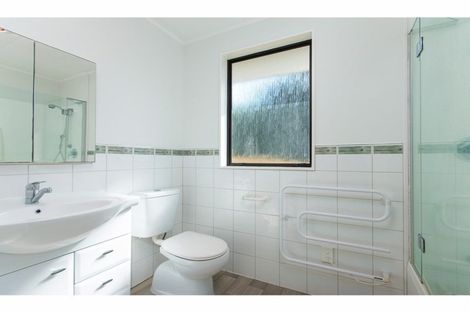 Photo of property in 7d Collingwood Road, Waiuku, 2123