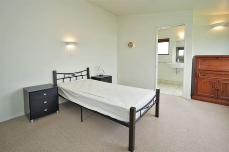 Photo of property in 92 Glen Lynne Avenue, Queenwood, Hamilton, 3210