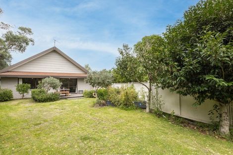 Photo of property in 103 James Cook Street, Havelock North, 4130