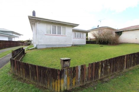 Photo of property in 8 Dee Street, Tokoroa, 3420