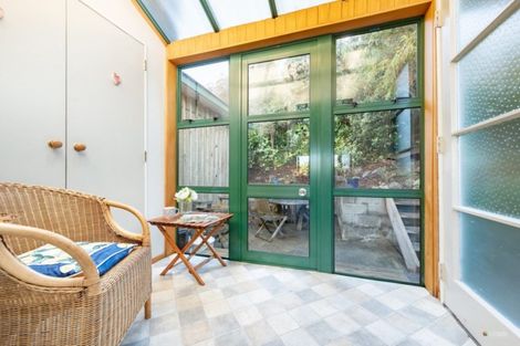 Photo of property in 128 Motuhara Road, Plimmerton, Porirua, 5026