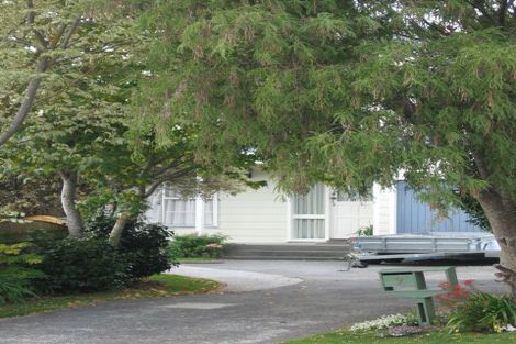 Photo of property in 9 Clinker Grove, Silverstream, Upper Hutt, 5019