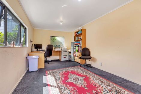 Photo of property in 26 Aquarius Drive, Kawaha Point, Rotorua, 3010