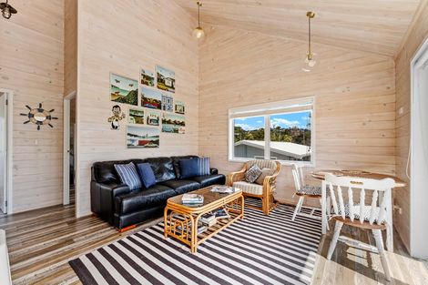 Photo of property in 105 Ladies Mile, Manly, Whangaparaoa, 0930