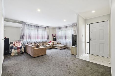 Photo of property in 25 Clavoy Place, East Tamaki, Auckland, 2016