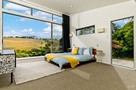 Photo of property in 126 Taiapa Road, Muriwai, 0881