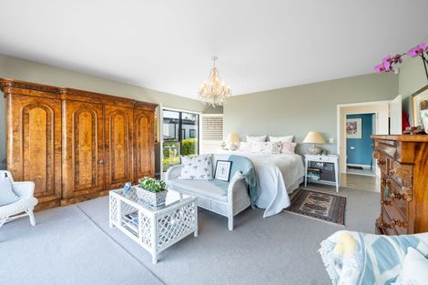 Photo of property in 285 Cannon Hill Crescent, Mount Pleasant, Christchurch, 8081