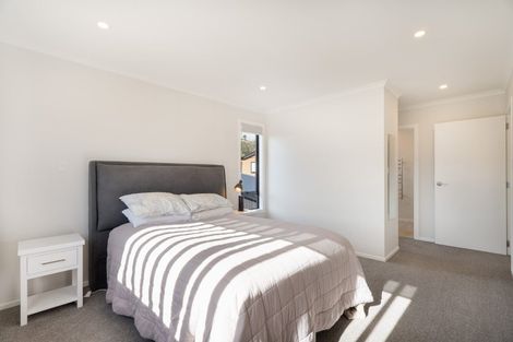 Photo of property in 38 Mawai Hakona Drive, Wallaceville, Upper Hutt, 5018