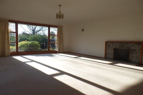 Photo of property in 249 Memorial Avenue, Burnside, Christchurch, 8053