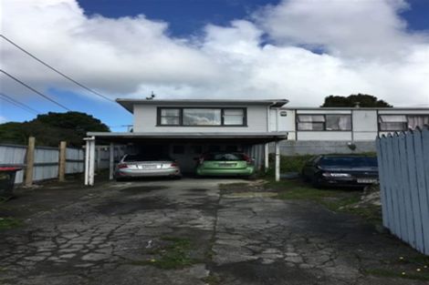 Photo of property in 20 Ribblesdale Road, Henderson, Auckland, 0612