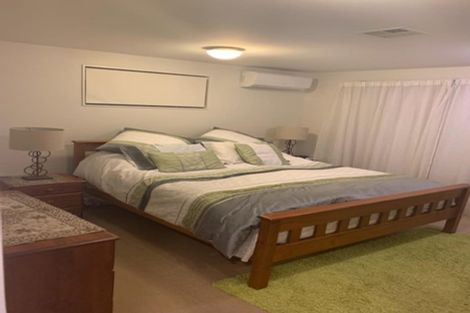 Photo of property in 10 Te Wharau Drive, Greenhithe, Auckland, 0632