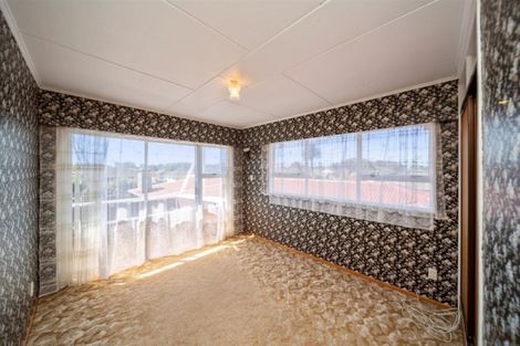 Photo of property in 167 South Road, Hawera, 4610