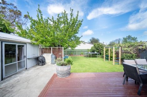 Photo of property in 26 Kingswood Street, Takaro, Palmerston North, 4412