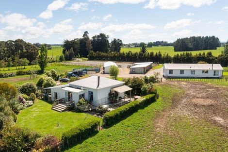 Photo of property in 50 Coulters Line, Kiwitea, Feilding, 4777