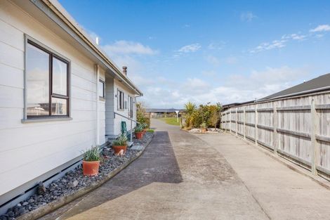 Photo of property in 18 Thomas Place, Foxton Beach, Foxton, 4815