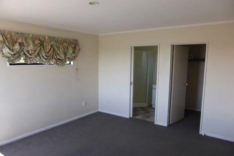 Photo of property in 8 Tolhurst Street, Johnsonville, Wellington, 6037