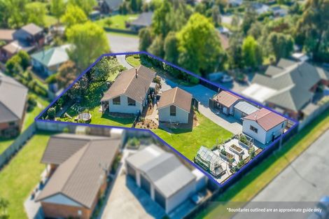 Photo of property in 4 Woodfield Place, Woodend, 7610