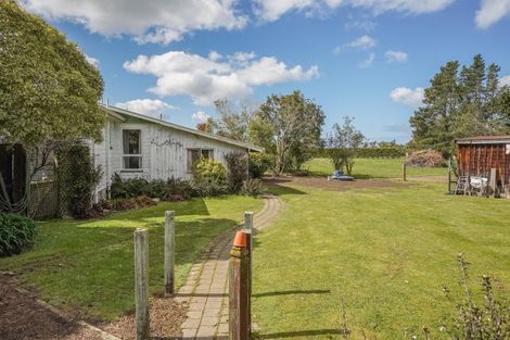 Photo of property in 419 Douglas Road, Amberley, 7482