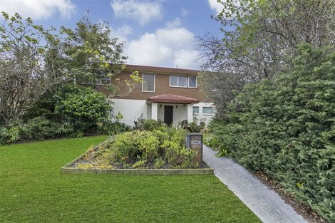 Photo of property in 1 Sanctuary Point, Sunnyhills, Auckland, 2010