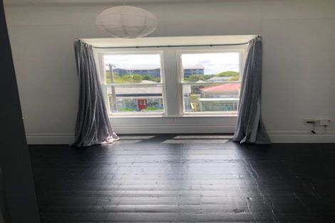 Photo of property in 15 Luxford Street, Berhampore, Wellington, 6023