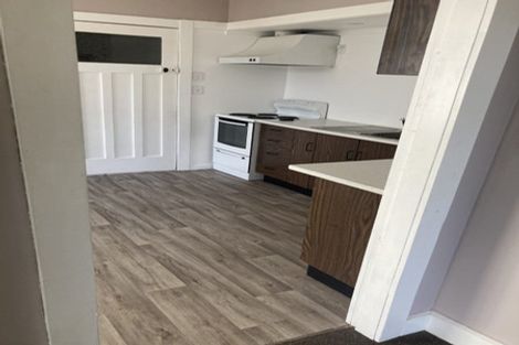 Photo of property in 10 George Street, Lower Vogeltown, New Plymouth, 4310