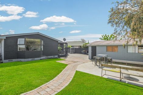 Photo of property in 12 Thurso Place, New Brighton, Christchurch, 8083