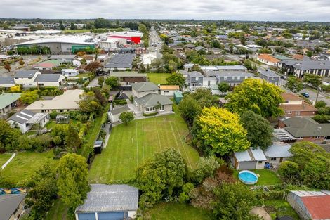 Photo of property in 9 Grassmere Street, Papanui, Christchurch, 8052