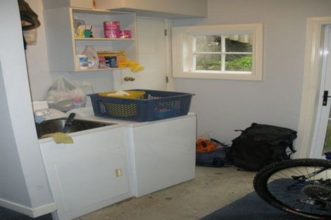 Photo of property in 8c Somerset Avenue, Newtown, Wellington, 6021