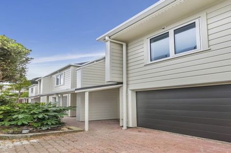 Photo of property in 15 Lawson Place, Mount Victoria, Wellington, 6011