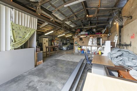 Photo of property in 218 Mazengarb Road, Paraparaumu, 5032