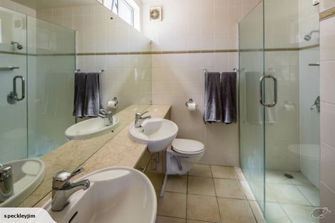 Photo of property in 18a Trevor Terrace, Paremata, Porirua, 5024