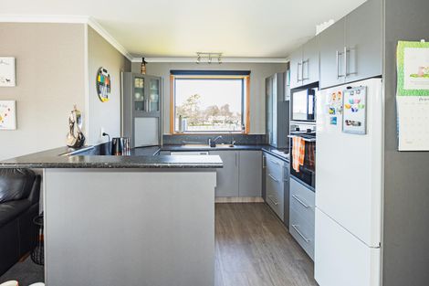 Photo of property in 53 Stuart Street, Holmes Hill, Oamaru, 9401