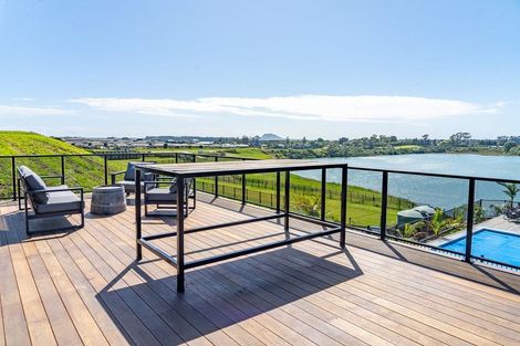 Photo of property in 32 Oyster Place, Omokoroa, 3114