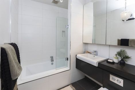 Photo of property in 43 Jacksons Road, Lyttelton, 8082