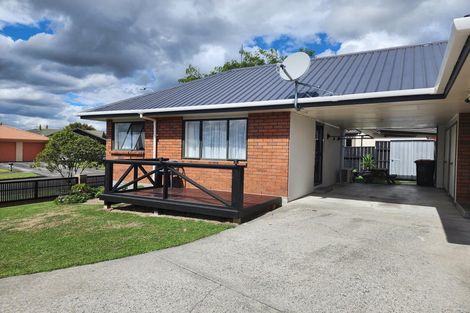 Photo of property in 29 Greenwood Place, Fitzherbert, Palmerston North, 4410
