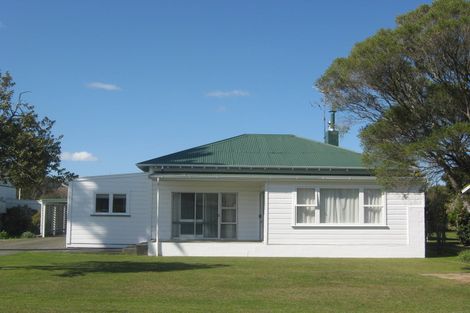 Photo of property in 16 Freyberg Street, Wairoa, 4108