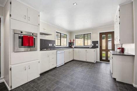 Photo of property in 414 Stokes Valley Road, Stokes Valley, Lower Hutt, 5019