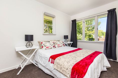 Photo of property in 28a Kelvin Road, Papakura, 2110