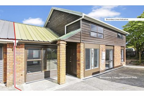 Photo of property in 3/11 Halsey Road, Manurewa, Auckland, 2102