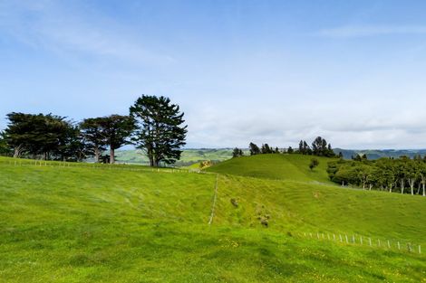 Photo of property in 888b Otaraoa Road, Tikorangi, Waitara, 4383