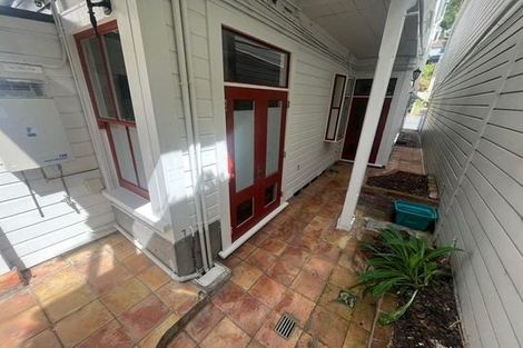 Photo of property in 233 Tinakori Road, Thorndon, Wellington, 6011