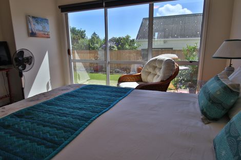 Photo of property in 4c Bedggood Close, Paihia, 0200