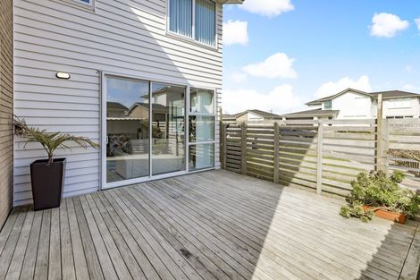 Photo of property in 67 Sapwood Crescent, Takanini, 2110