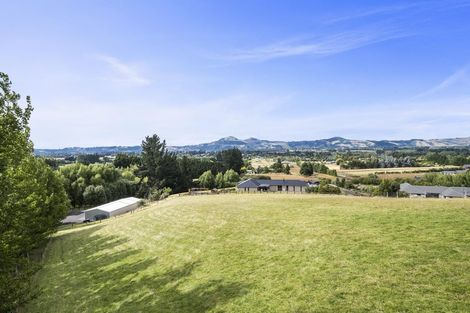 Photo of property in 37 Tara Hills Drive, North Taieri, Mosgiel, 9092