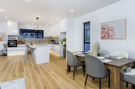 Photo of property in 31c Linwood Avenue, Forrest Hill, Auckland, 0620