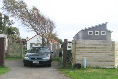 Photo of property in 6 Acheron Road, Paremata, Porirua, 5026