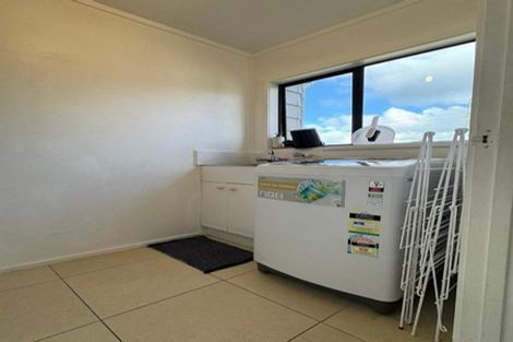 Photo of property in 16 Faram Place, Massey, Auckland, 0614