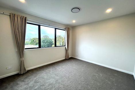 Photo of property in 17a Bardia Street, Belmont, Auckland, 0622