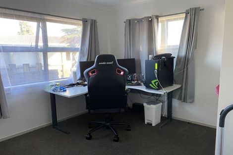 Photo of property in 19 Sunnyside Road, Nawton, Hamilton, 3200